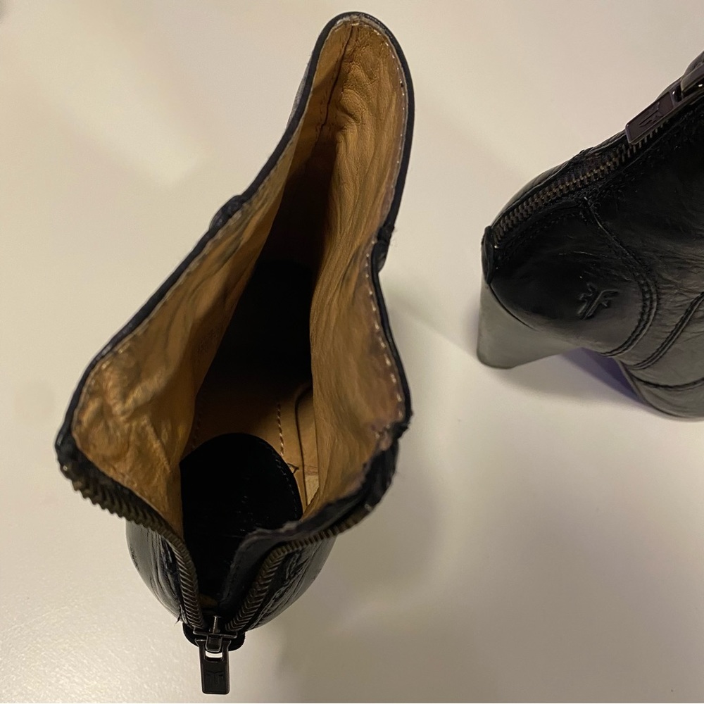 Frye Regina Heel Bootie Soft Vintage Leather Boots - Picture 6 of 15